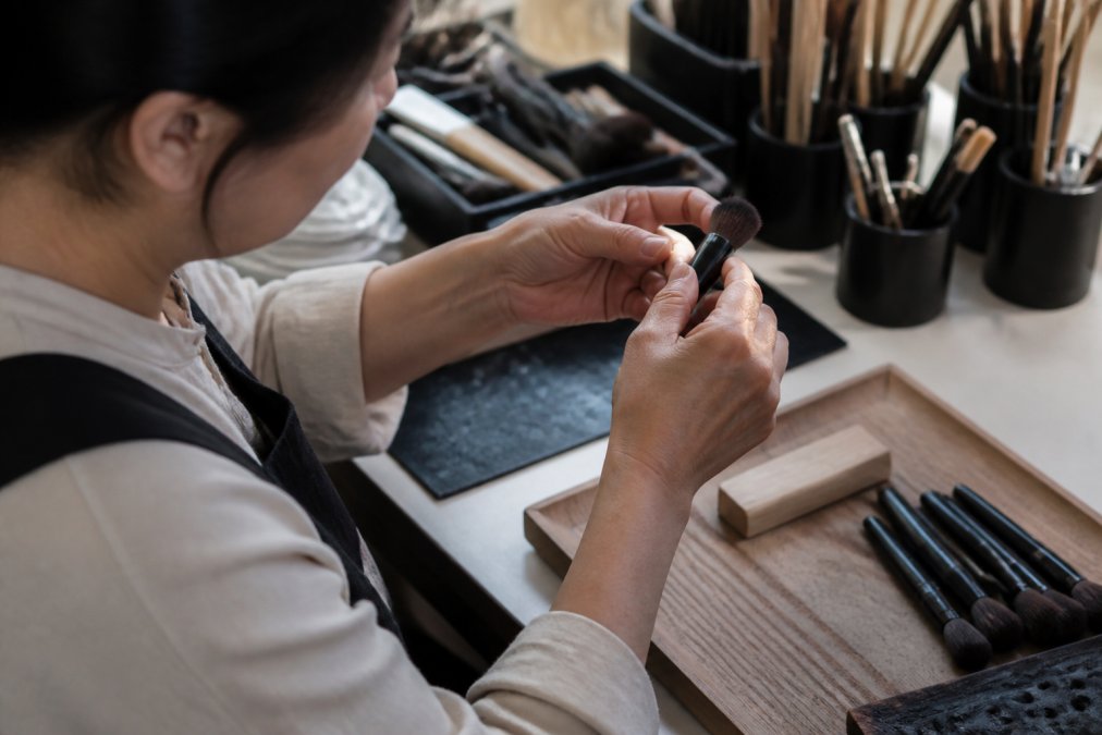 Benefits of Handcrafted Artisanal Makeup Brushes
